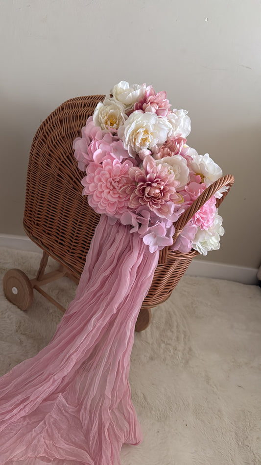 Poppenwagen silkflower